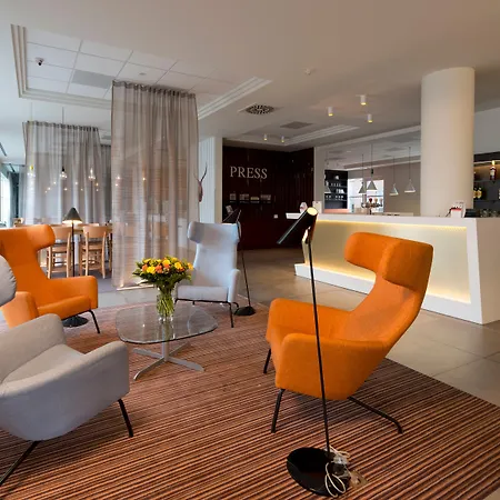 Express North By Ihg Hotel 3*
